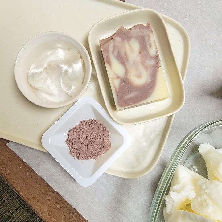 Discover the top lavender benefits for relaxation. Learn how lavender essential oil and Lavender Silk Natural Handmade Soap promote stress relief, better sleep, and healthy skin. Perfect for your natural wellness routine!