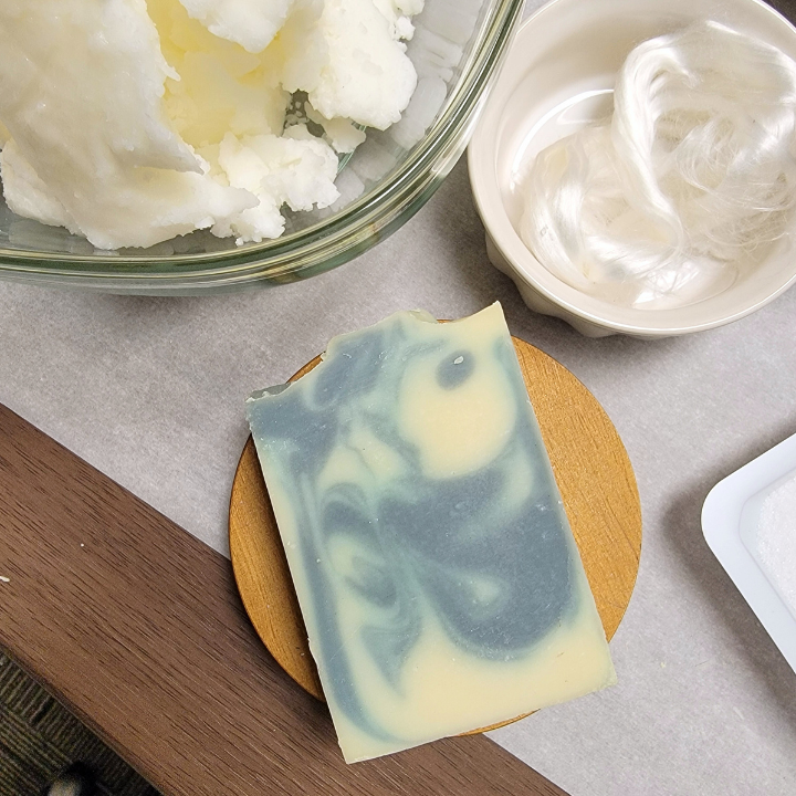 This artisan handmade soap is more than just a cleansing bar – it’s a luxurious self-care ritual. The rich, earthy aroma of dark patchouli and vetiver essential oils offers a calming, grounding experience, ideal for those seeking relaxation and a sense of balance. Whether you're looking to soothe your mind or nourish your skin, Dark Charm Natural Handmade Soap elevates your skincare routine with its nourishing ingredients and indulgent lather. It’s the perfect addition to your bath and body regimen.